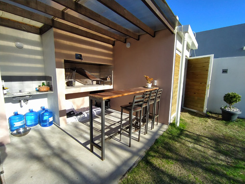 Imagen 18 de 22 de Preciosa Casa, Como A Estrenar, En Excelente Ubicación.