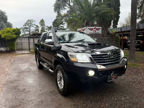Toyota Hilux Pick-Up 3.0 Cd Srv Cuero I 171cv 4x4