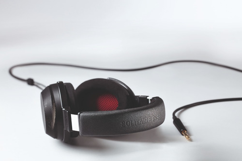 Imagen 2 de 7 de Auriculares Hifi T+a Solitaire P-se Alemanes Dist Oficial