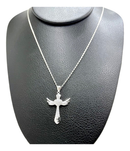 Dije Cruz Formada Por Corazón Con Alas Y Cadena.