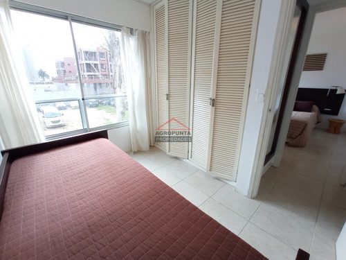 Apartamento 2 Dormitorios 2 Baños * Península- Ref: 5286