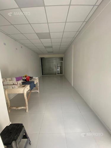 Imagen 10 de 16 de Local Comercial En Alquilar - Maroto Propiedades