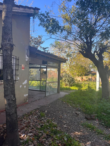 Quinta En Venta, 2 Dormitorios, La Reja, 1500 Metros De Terreno Con Pileta