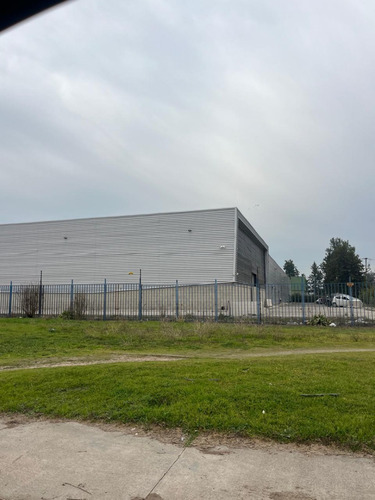 Arriendo / Venta / Inversión Bodega 5.175m2 Útiles - Maupú