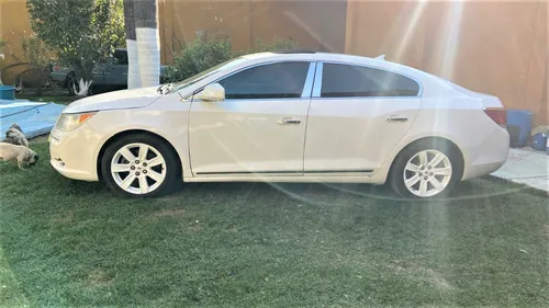 Buick LaCrosse C At