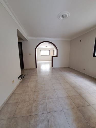 Casa En Arroyo Hondo Viejo En Venta
