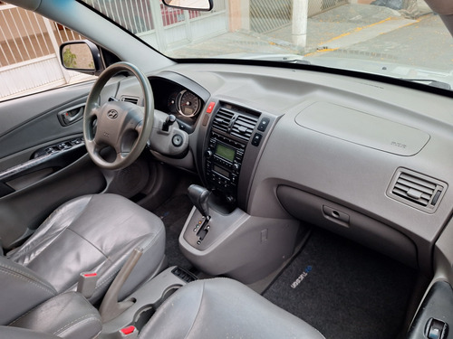 Hyundai Tucson 2.0 MPFI GLS 16V 143CV 2WD GASOLINA 4P AUTOMÁTICO