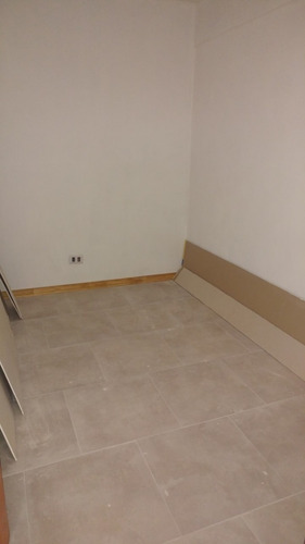 Venta En Block. Local A Estrenar + 10 Deptos De 2 Y 3 Amb + 4 Cocheras. Ideal Inversor.