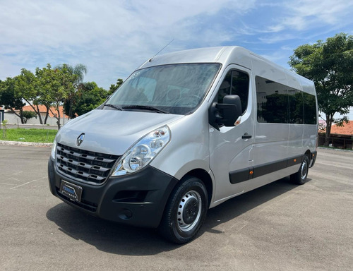 Renault Master Executiva -2022- Prata, Único Dono, Baixo Km 