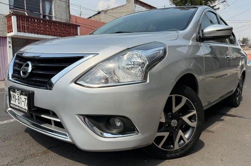 Nissan Versa 1.6 Exclusive L4 At