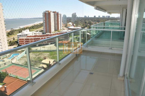Apartamento En Mansa, 2 Dormitorios - Ref: 2965
