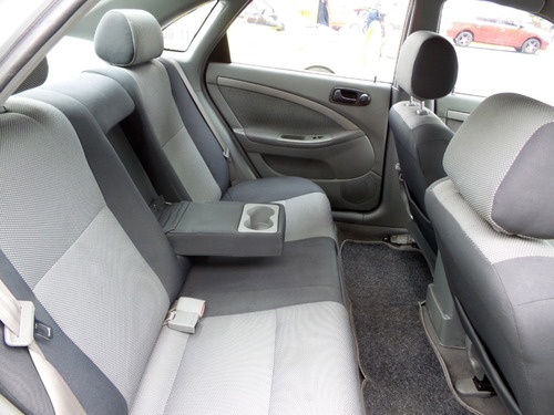 Imagen 9 de 14 de Chevrolet Optra Advance