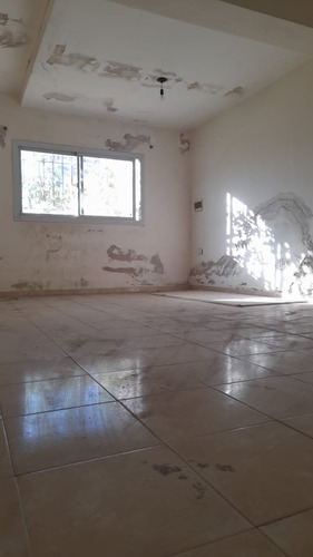 Casa A Refaccionar En Venta