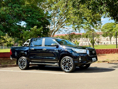Toyota Hilux 2.7 Srv Cab. Dupla 4x2 Flex Aut. 4p
