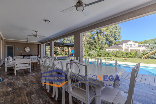 Casa En Venta En Country San Diego Moreno