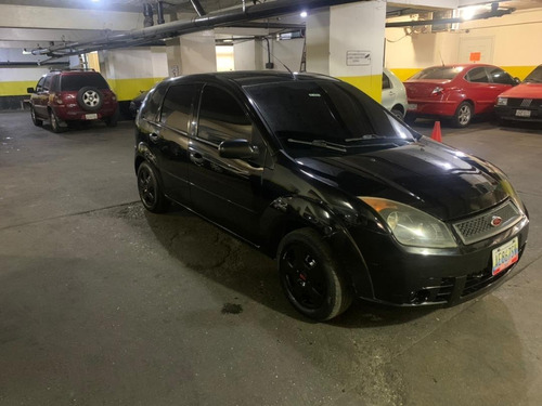 Ford Fiesta Max