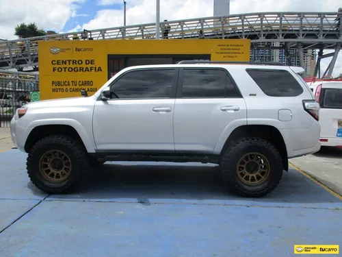 Toyota 4runner Sr5 4x4 4000cc At Aa