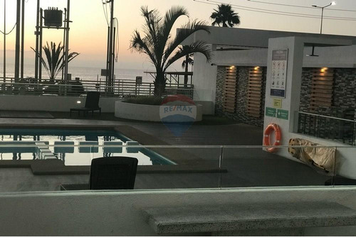 Moderno Dpto. En Arica: Frente A Playa El Laucho