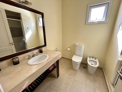 Casa Exclusiva En Cardales