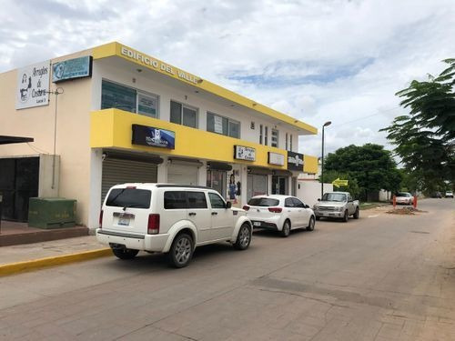 Imagen 1 de 9 de Local En Renta En Valle Alto