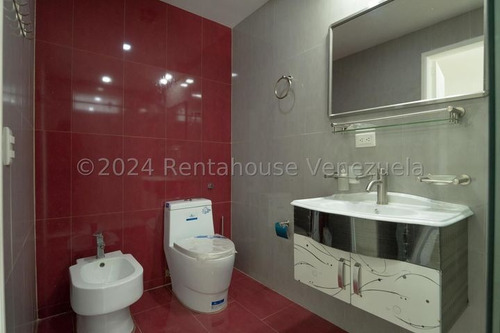 Casa En Venta En Cumbres De Curumo Mls #24-26309