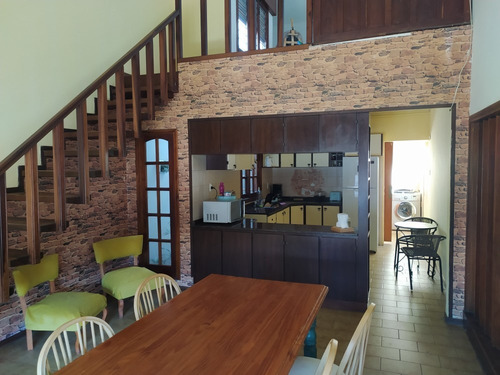 Imagen 4 de 18 de Se Vende Casa En Rio 3, Zona Centrica, Calle Est. Lopez 80, 3 Dorm, Cochera
