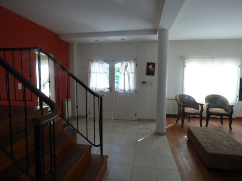 Imagen 26 de 30 de Casa En Gonnet Barrio San Facundo - Dacal Bienes Raices