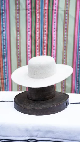 Sombrero Gaucho Coya Ovejuno Blanco Folklore Baile