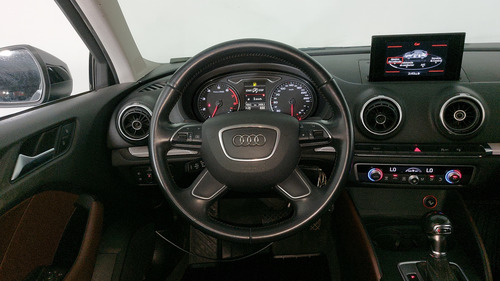 Audi A3 1.4 TFSI ATTRACTION S TRONIC