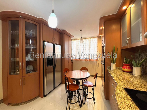 Acogedor Apartamento En Venta Colinas De La Tahona 25-23486