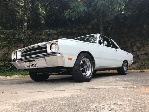 Dodge Dart Luxo