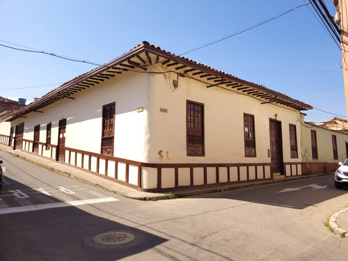 Venta Casa  En El Centro  Socorro -  Santander