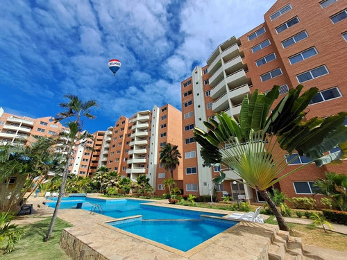 Re/max 2mil Vende Apartamento En Res. Los Cayos, Urb. Playa El Angel, Mun. Maneiro, Isla De Margarita, Edo. Nueva Esparta