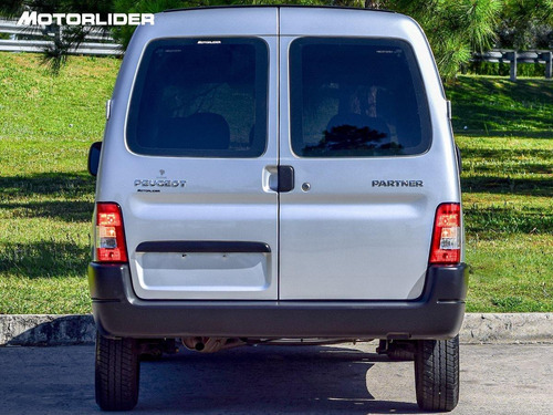 Imagen 4 de 25 de Peugeot Partner 1.6 M69 5 Pas | Permuta / Financia