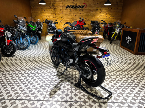 Kawasaki Z 650 (z650) *olivos* *impecable*