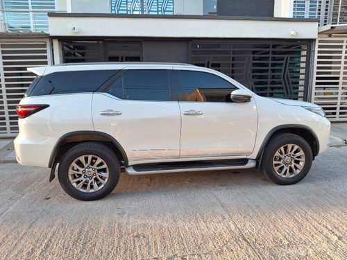 Toyota Fortuner 2.8l