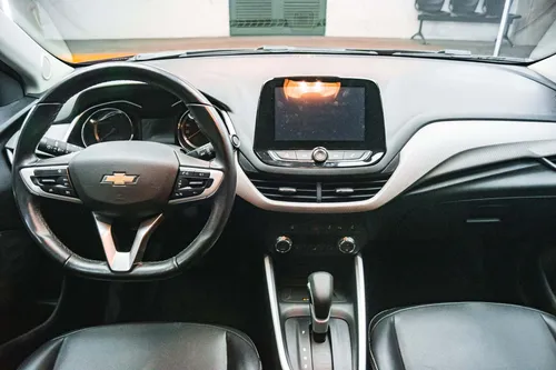 Chevrolet Onix 1.0T Premier Hatch At