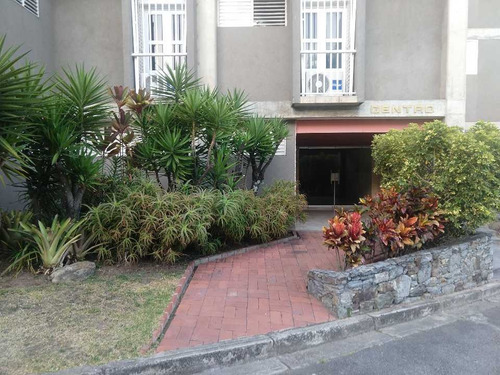 Imagen 2 de 30 de Se Vende Apto 308m2 4h+s/4b/2p Valle Alto Municipio Baruta