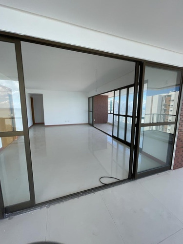 Apartamento À Venda, 4 Quartos, 4 Suítes, 3 Vagas, Barra - Salvador/ba - 1242