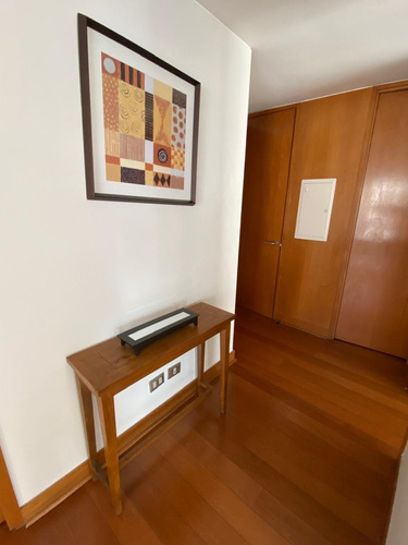 Departamento Callao El Golf, Las Condes.