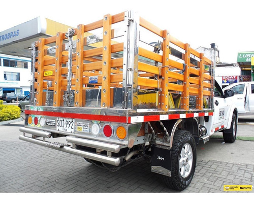 Chevrolet Luv D-max 3.0 L 4x4 Estacas.