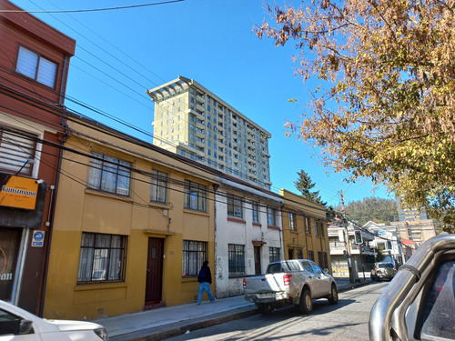 Vende Concepción Casa Central Apta Comercio  