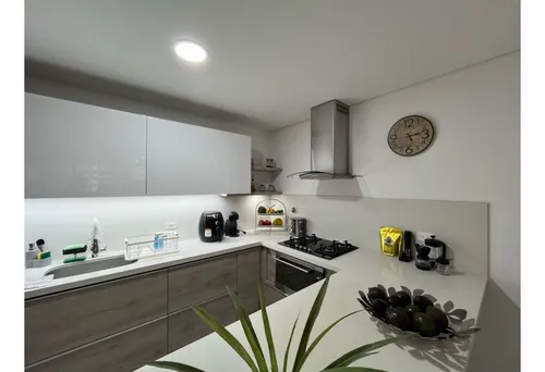 Apartamento Con Súper Balcón Y Vista- Área 116 Mt- 3 Alcobas-los Mesa