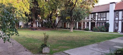 Casa Con Excelente Ubicación En Vitacura