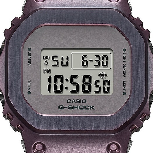 Imagen 4 de 9 de Reloj Casio G-shock Youth Humeado Morado Gm-s5600mf-6cr