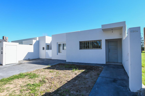 Imagen 3 de 21 de Casa De 3 Dormitorios En Venta A Estrenar En Aldea Fisherton
