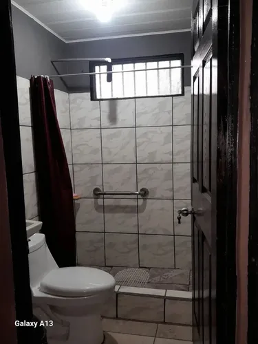 Terrero 375 M2. Tres Aposentos, Baño, Bodega Y Patio Pilas