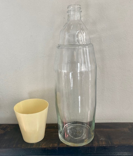 Antigua Botella Licor, Tipo Coctelera. Chill & Shake Años 80 (Usado)