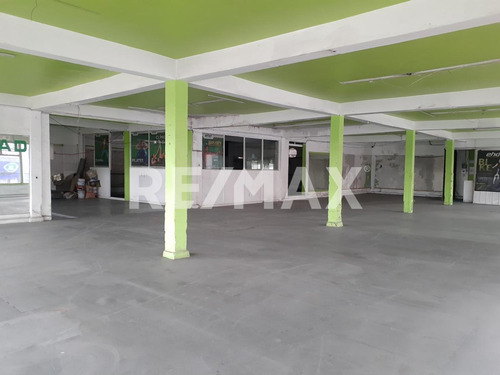 Renta De Local Comercial En 1er Piso, En Esquina Sobre Av. Tláhuac, Cerro De La Estrella, Iztapalapa