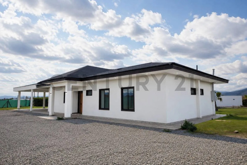 Se Vende Parcela Con 2 Casas En Talagante
